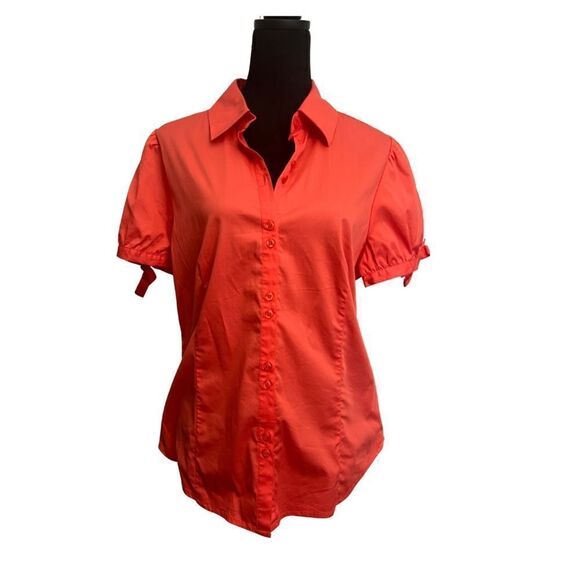 Ricki's Short Sleeve Button Down Shirt - Picture 2 of 9